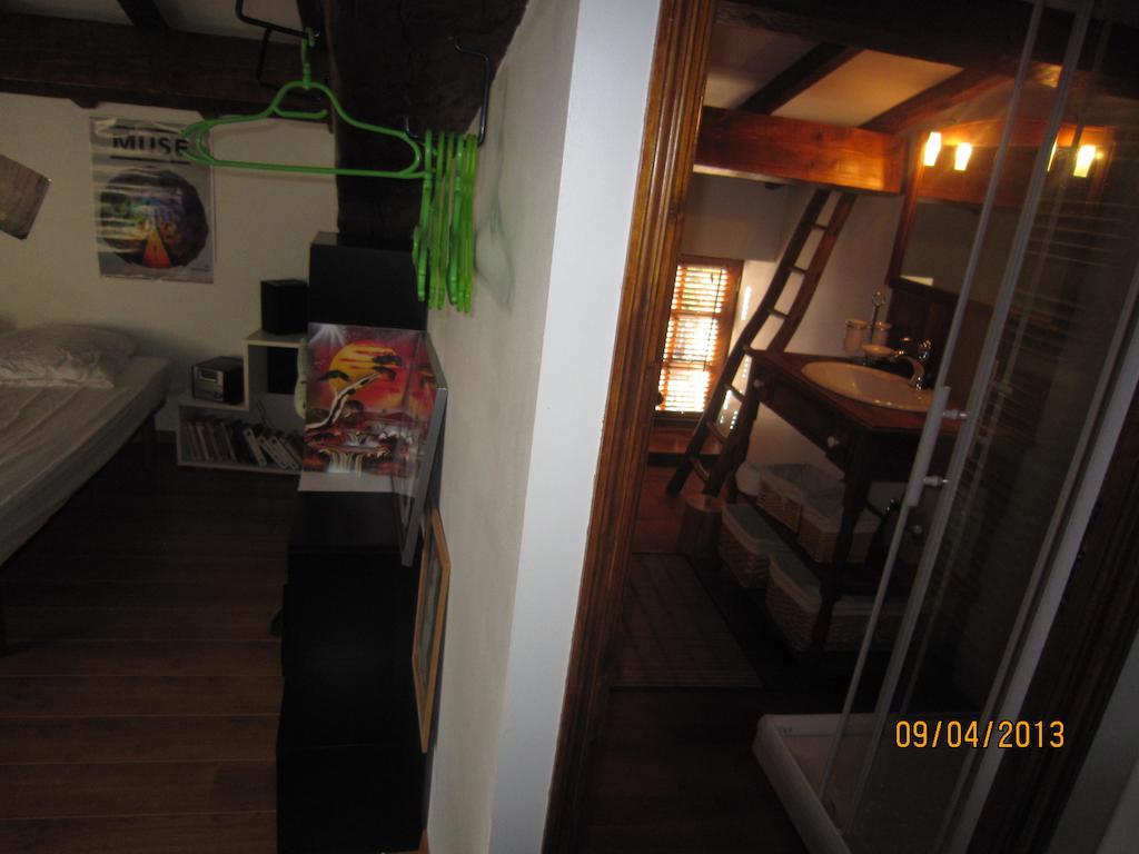 Bed and Breakfast La Frandomiere Saint-Martin-de-Londres Pokoj fotografie